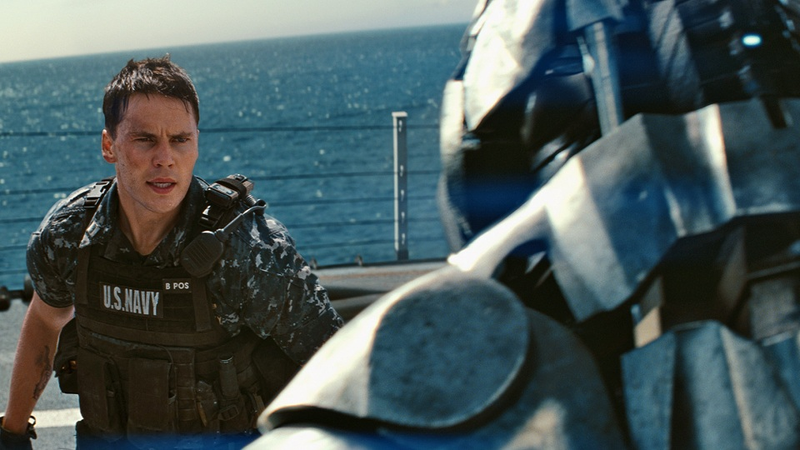 Illustration for article titled Battleship proves alien invasion movies are just as contrived as romantic comedies
